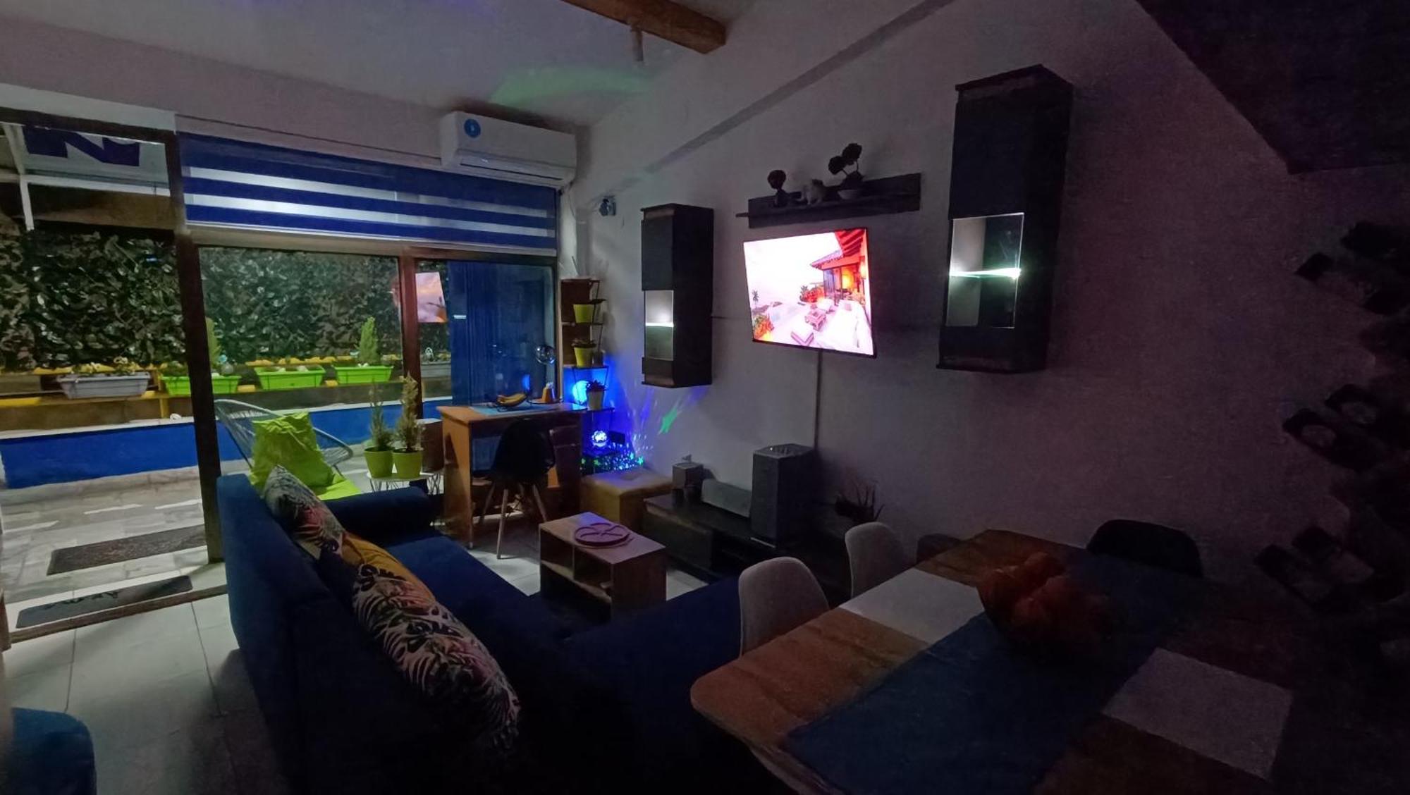 Nitro Inn - Premium Apartments - Wine Tasting - Souvenir - Art Gallery - Private Guided Tours - Relaxing - Romantic Skopje Ngoại thất bức ảnh